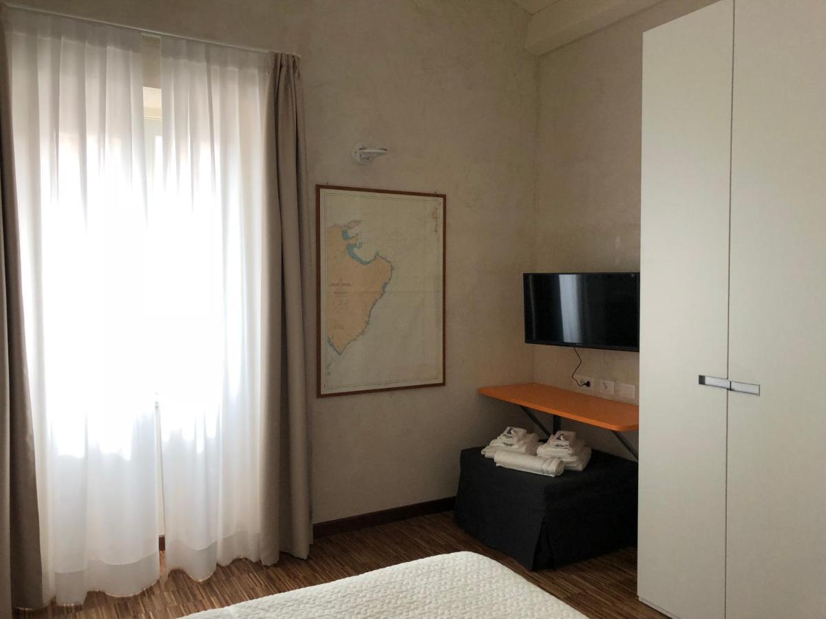 B&B Mare Di Fuori Стинтино Екстериор снимка